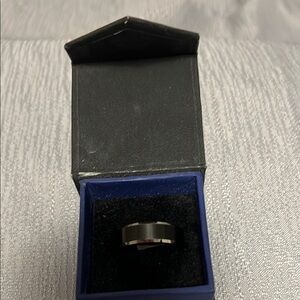 Black Jewelry Ring with Elegant Design